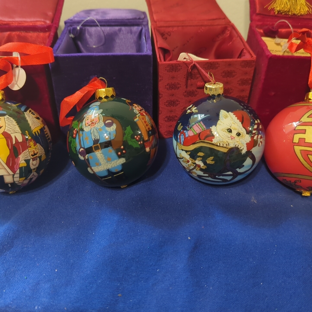 Vintage Four Glass Hand Blown Christmas Ornaments New In Velvet Boxes